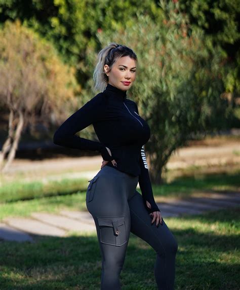 @TaniaBarbara.