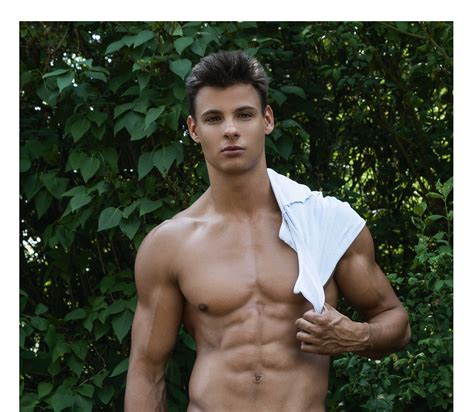 Belami.