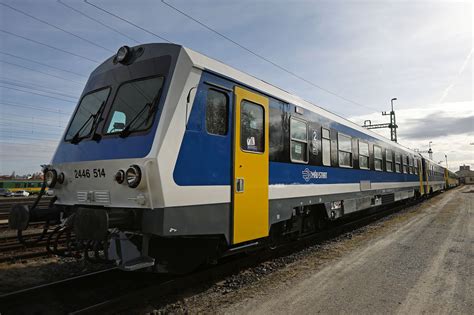 MÁV.