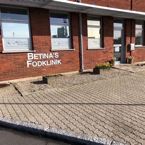 betinas.