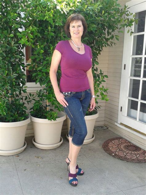 myfriendshotmom