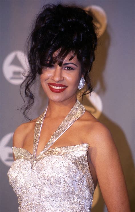 selena.